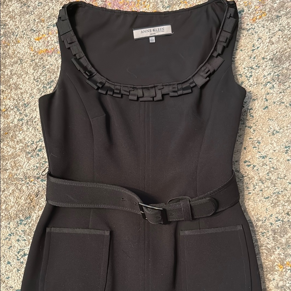 Classic Elegant Anne Klein Black Sleeveless Belted Dress 4